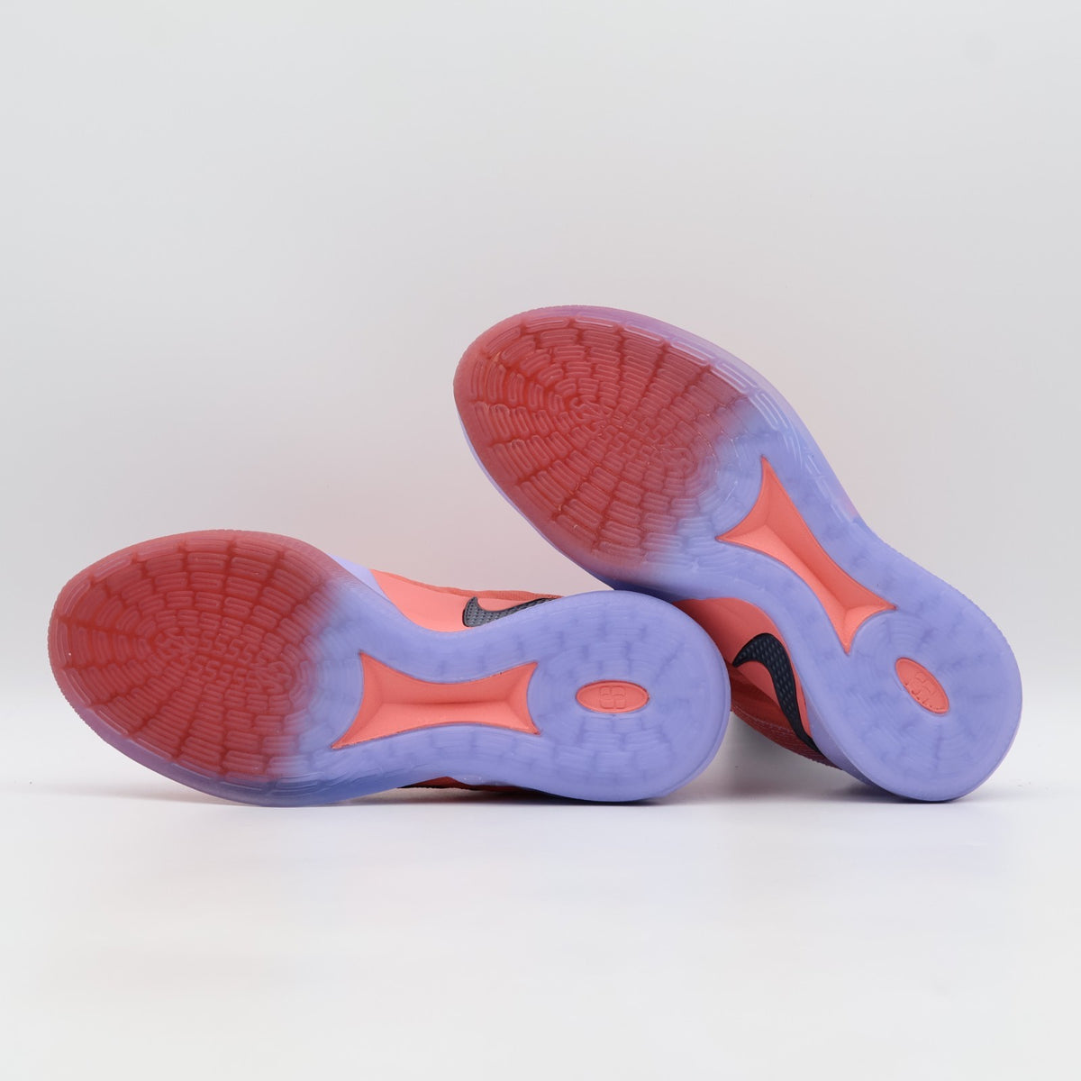 HF2881-500 HF2882-500 Nike Sabrina 3 Radiant (Women's)