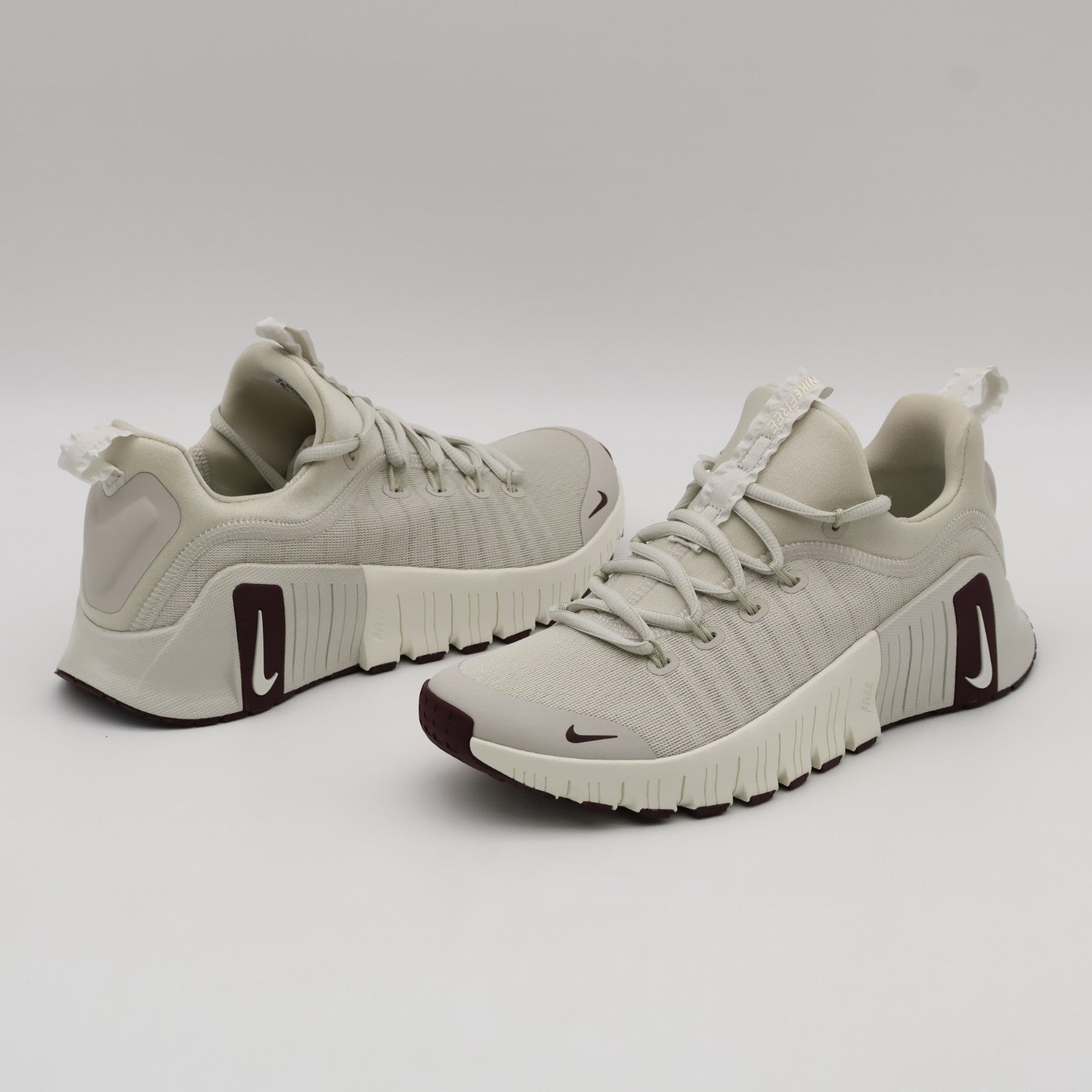 IH3589-072 Nike Free Metcon 6 SE  Workout Shoes Light Bone (Womenâs)