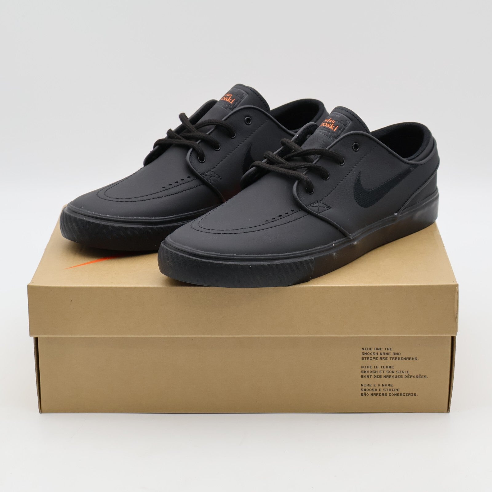 FQ7621-001 NIKE SB Zoom Janoski OG+ ISO Triple Black (Men's)