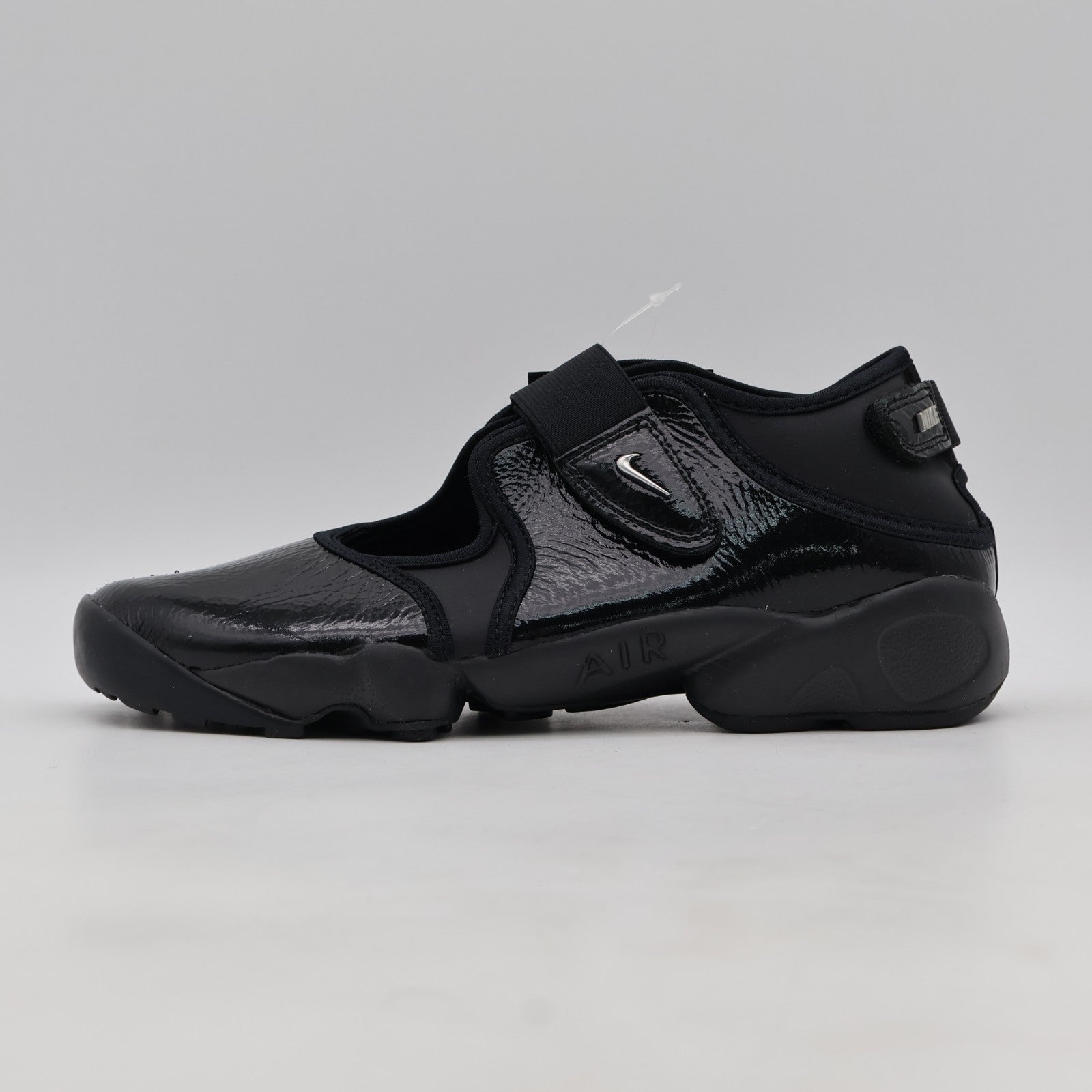 IB8954-001 Nike Air Rift Luxury Leather Black (Women's)