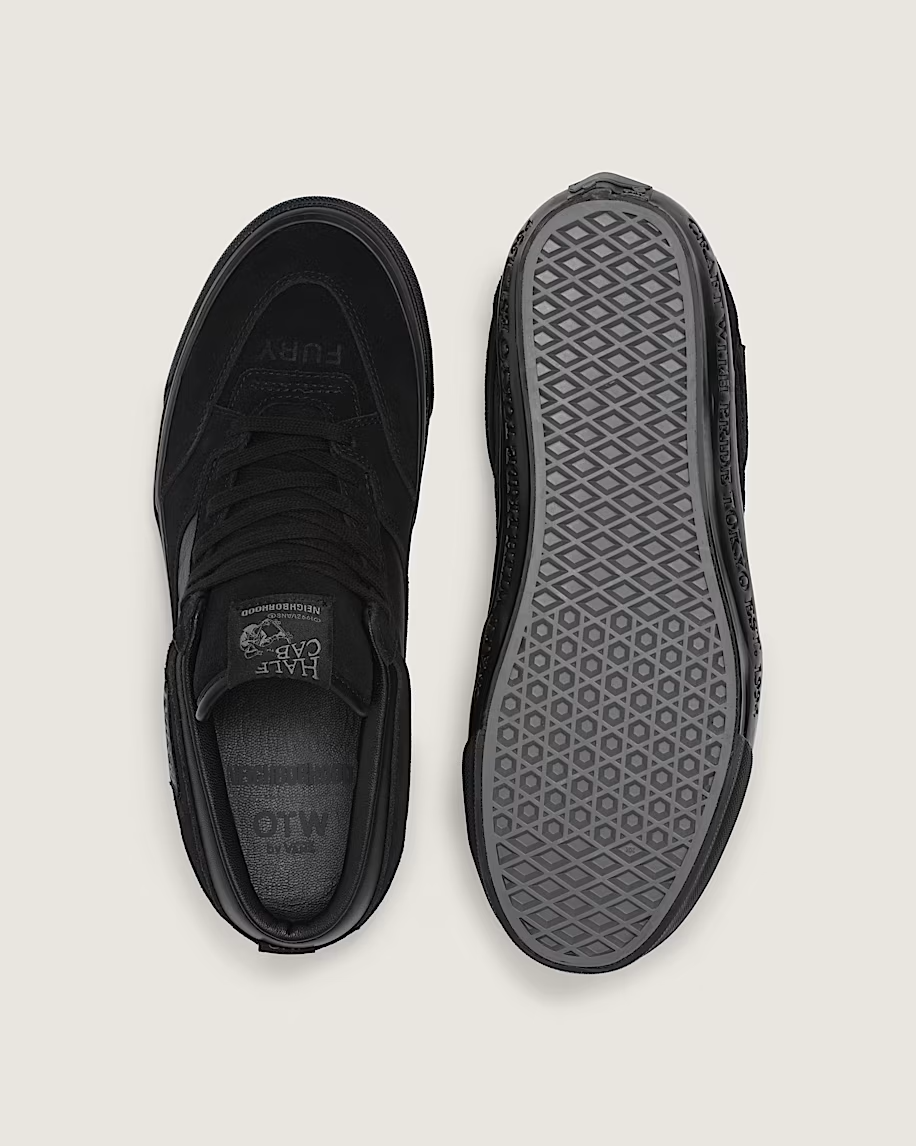 VN000EFYBLA NEIGHBORHOOD Ã OTW by Vans Half Cab 33 Black