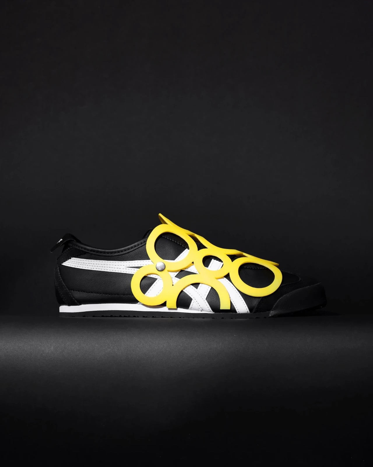 SNDN-SNKR-10703 COMME des GARCONS Ã Onitsuka Tiger Mexico 66 3D Modeling (Men's)