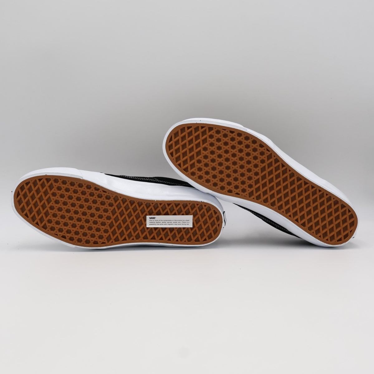 VN000CXJBZW PREMIUM HALF CAB REISSUE 33 (Men's)