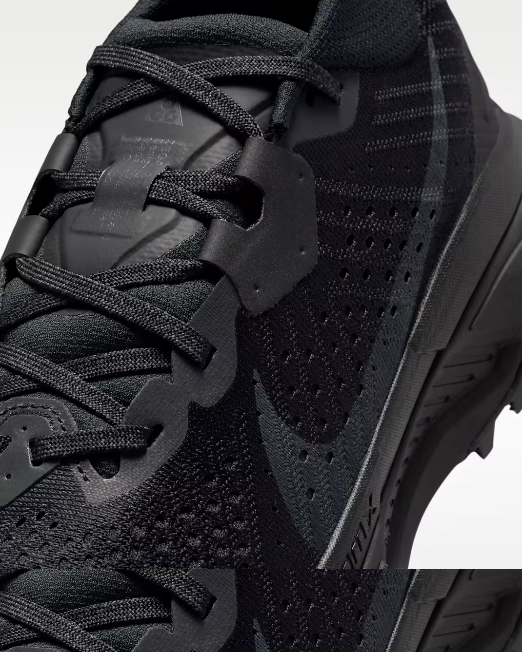 HV8115-002 Nike ACG Zegama Black/Anthracite (Women's)
