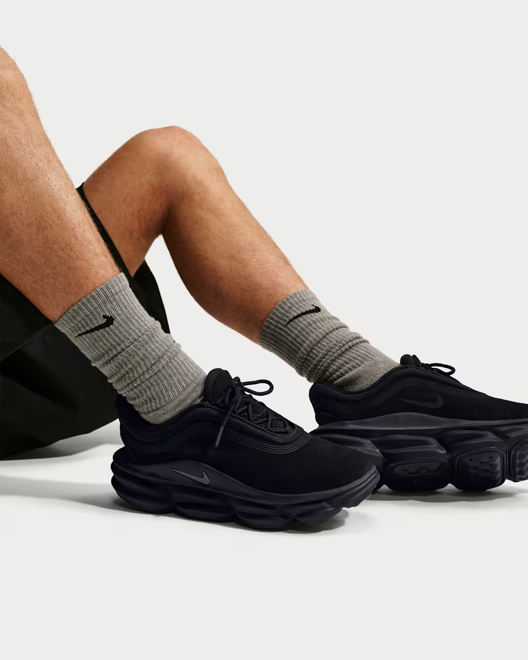 IR0447-001 Nike 24.7 "Black/Anthracite" "Black/Anthracite" (Men's)