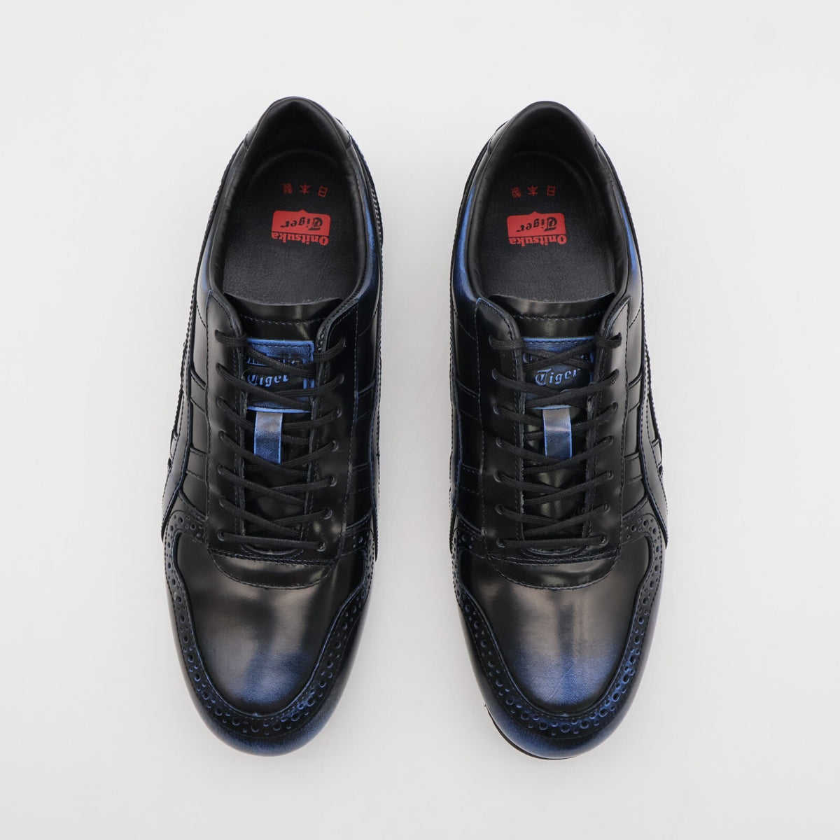 1181A610-001 Onitsuka Tiger NIPPON MADE ULTIMATE TRAINER BLACK TUNA BLUE (Men's)