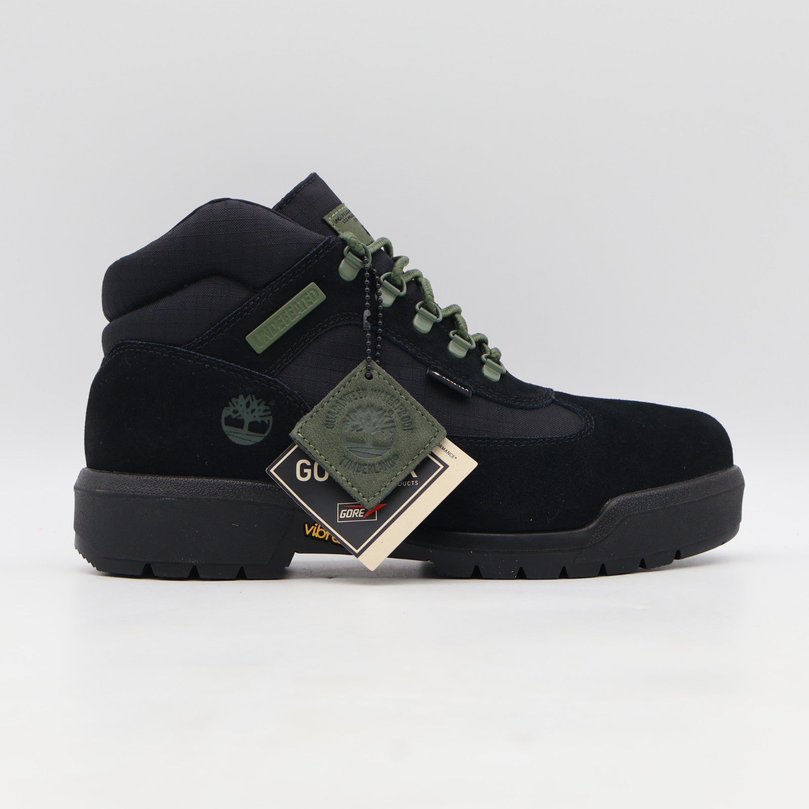 TB0A2NRWEK4 Undefeated Timberland Field Boot GORE-TEX Black (Men's)