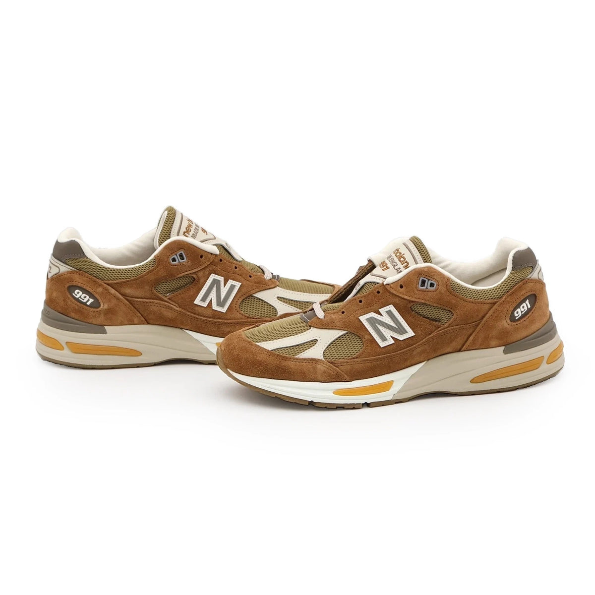 U991GB2 New Balance 991V2 Caramel Cafe (Men's)