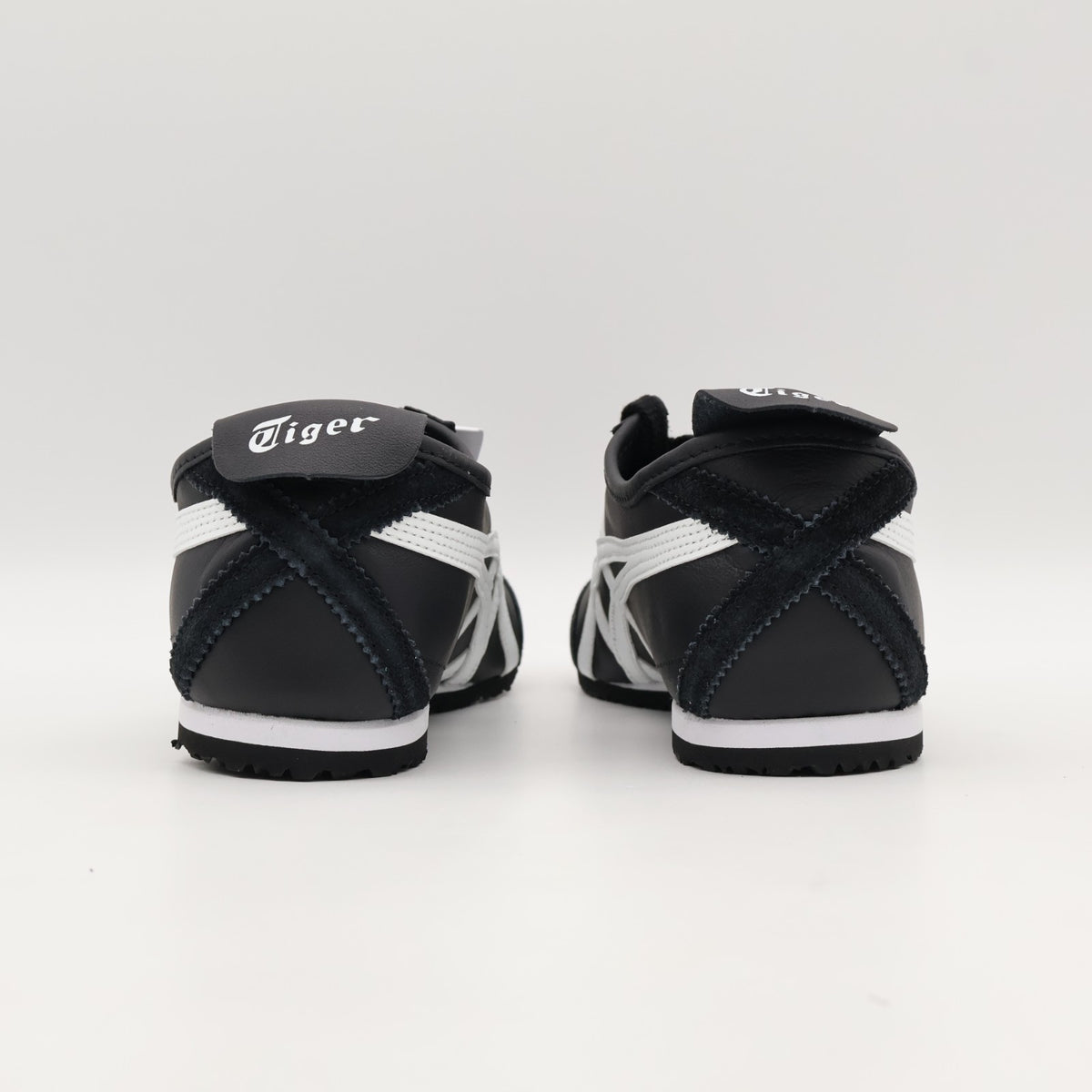 1183C102-001 Onitsuka Tiger Mexico 66 Black White (Men's)