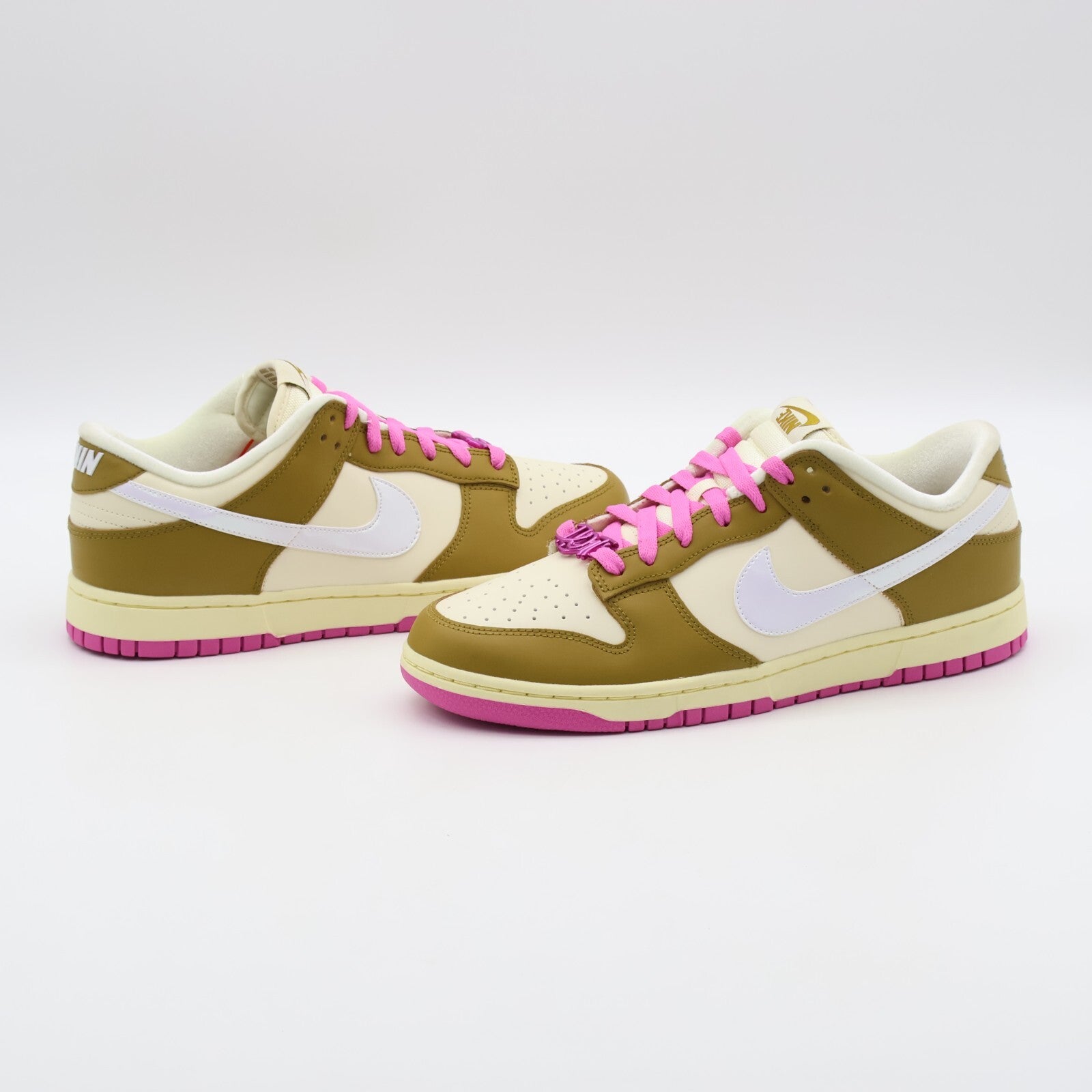 FD8683-700 Nike Dunk Low Just Do It (Women's)