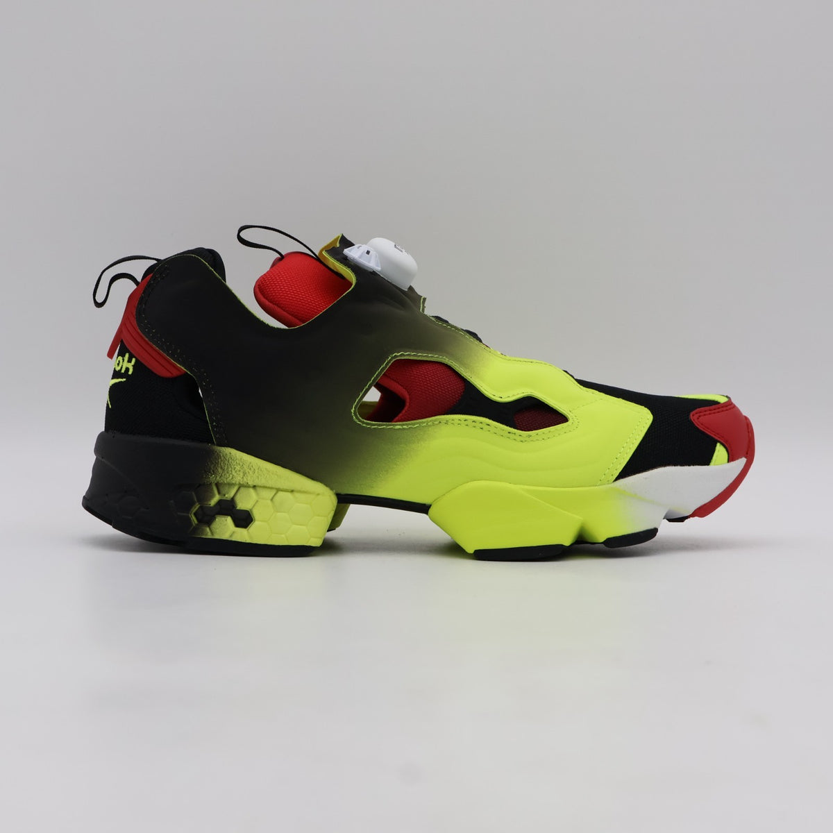 100230809 Reebok Instapump Fury 94 Vector Red (Men's)