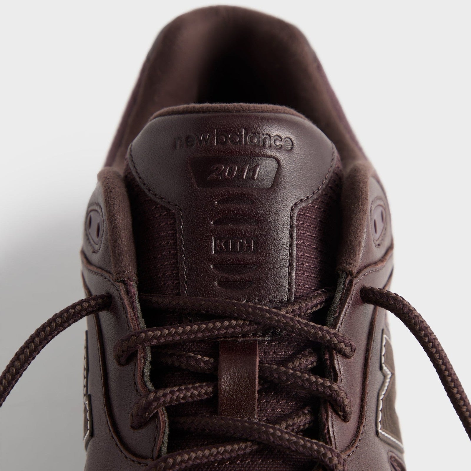 U201130Y U201130Y KITH Ã New Balance 2011 Fudge/Black Coffee (Men's)