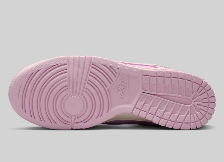 HJ5870-600 Nike Dunk Low Regal Pink (Women's)
