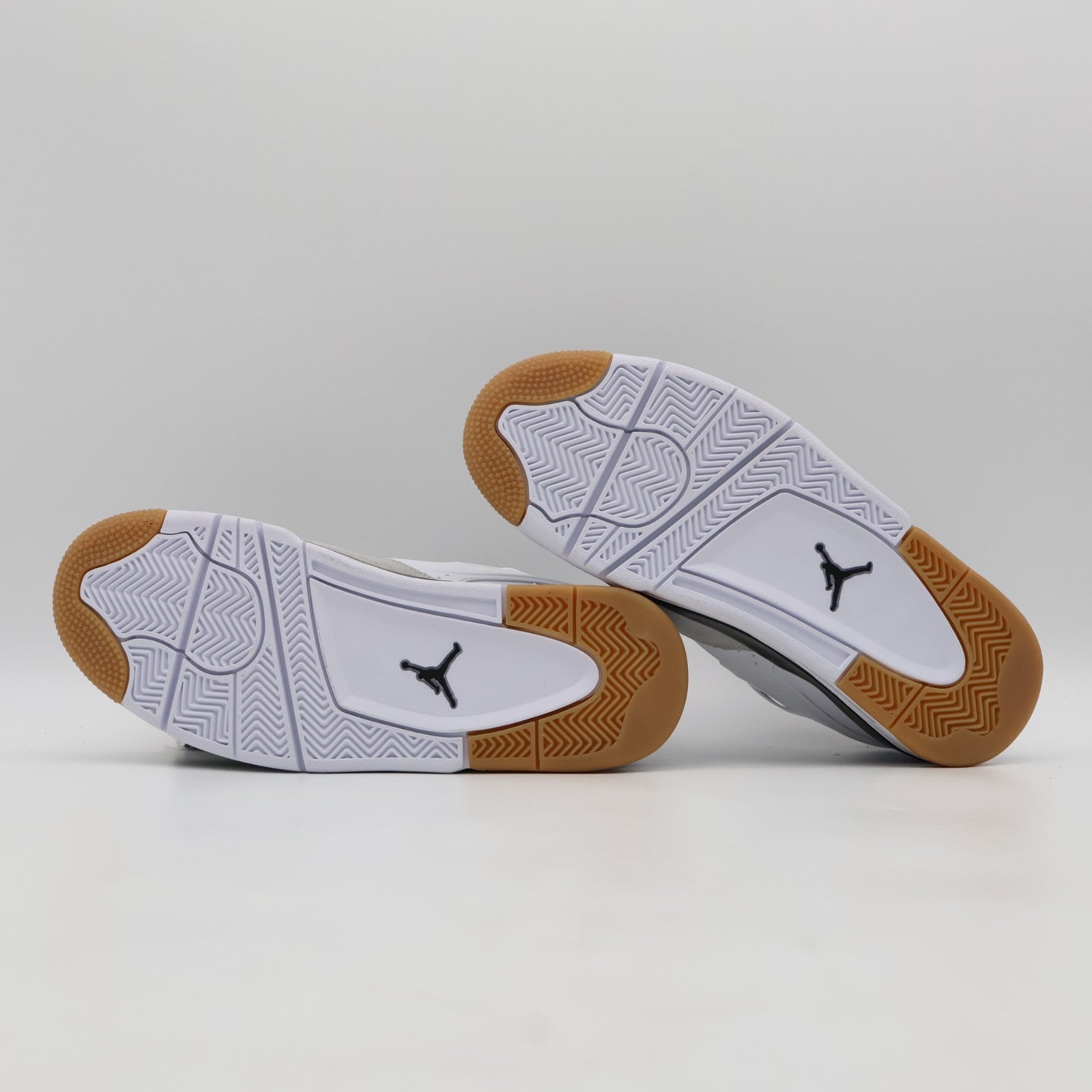 FQ7939-110 Nike Air Jordan 4 RM White Black Gum (Men's)