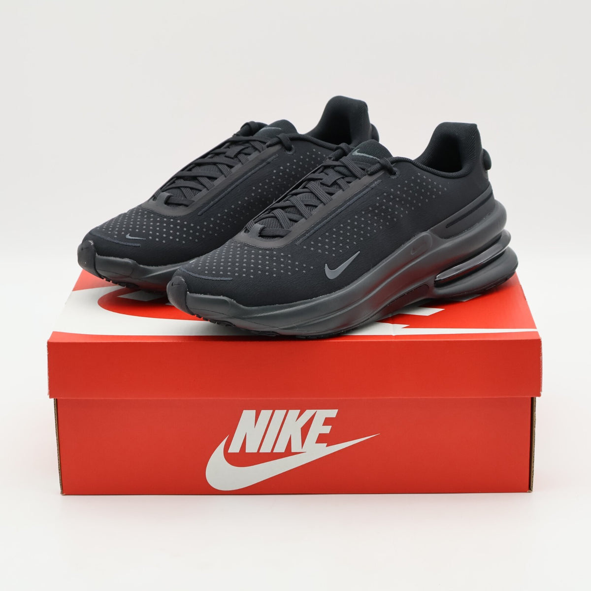 IB2746-002 Nike Air Zoom Upturn SC Black Black Anthracite (Men's)