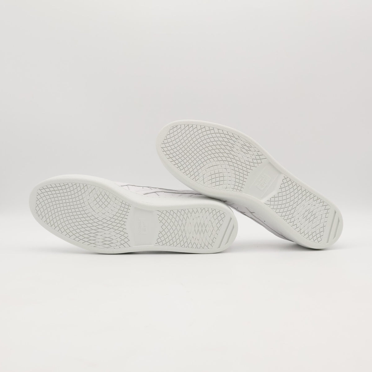 1183A803-107 Onitsuka Tiger GSM SD White (Men's)