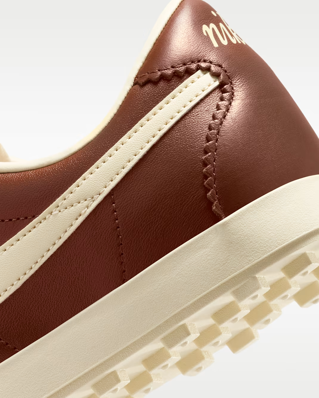 II1259-202 Nike Astrograbber Leather "Cinnamon/Sail" (Women's)