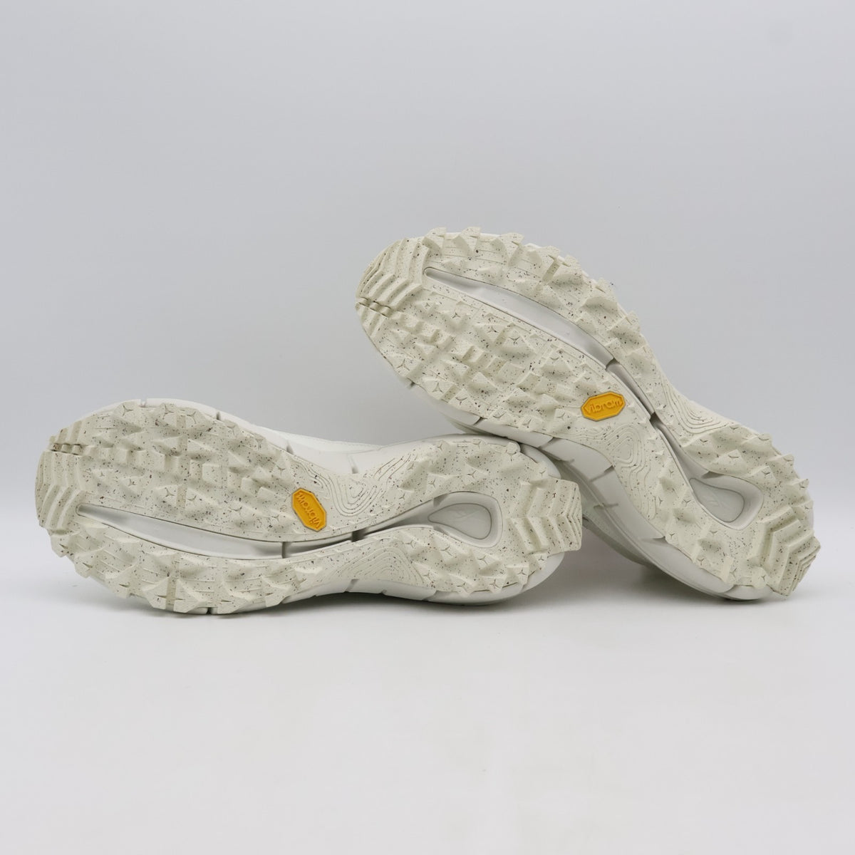 100254710 Reebok Zig Kinetica 2.5 Edge Chalk (Men's)
