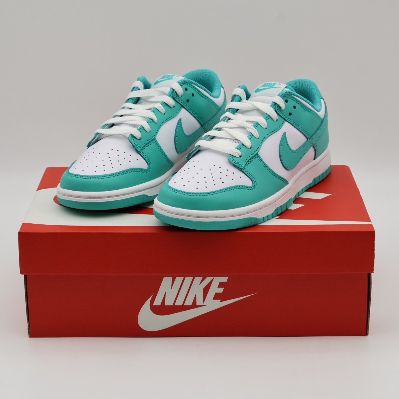 DV0833-101 Nike Dunk Low Clear Jade (Men's)