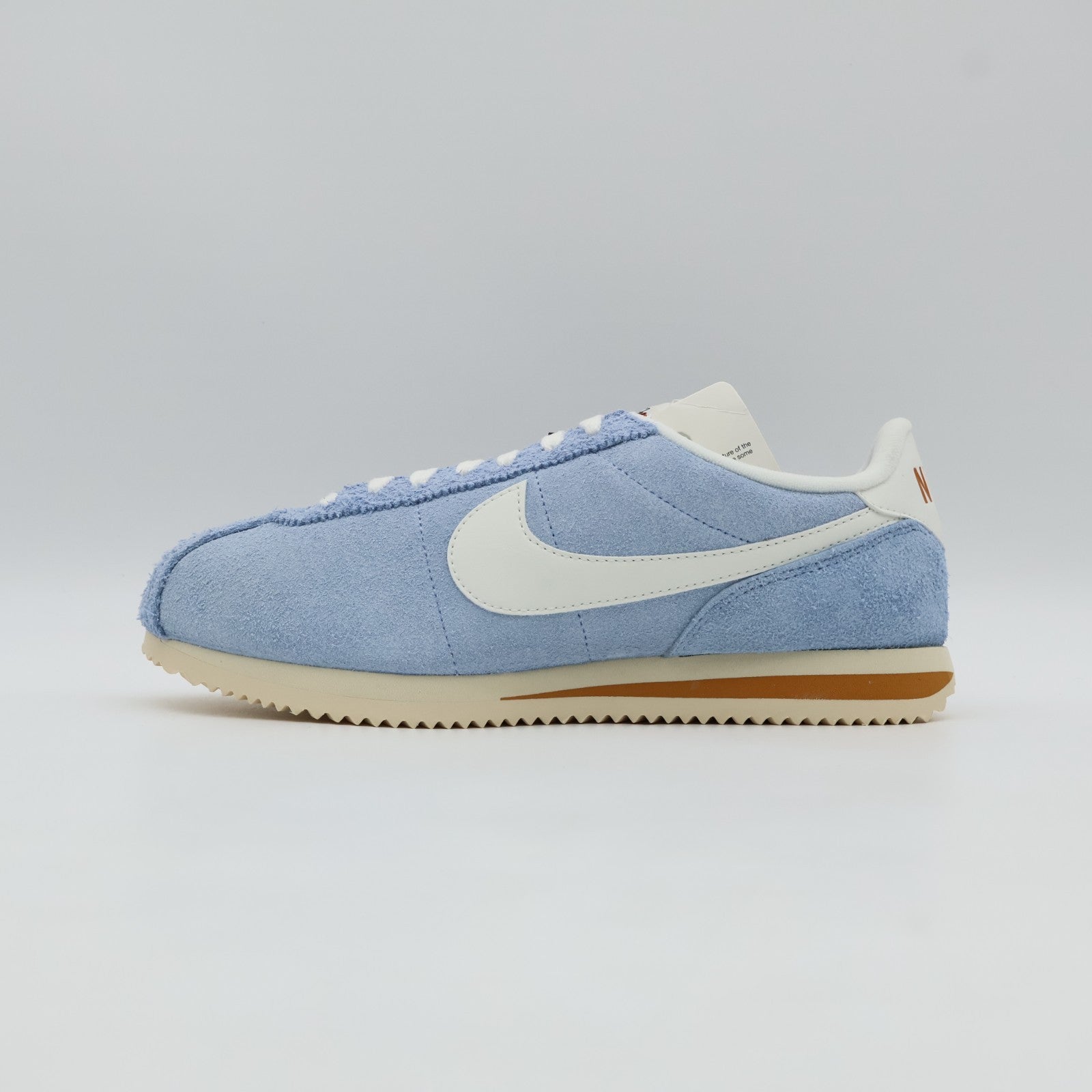 HF3142-400 Nike Cortez SE Suede Psychic Blue Monarch Muslin Sail (Men's)