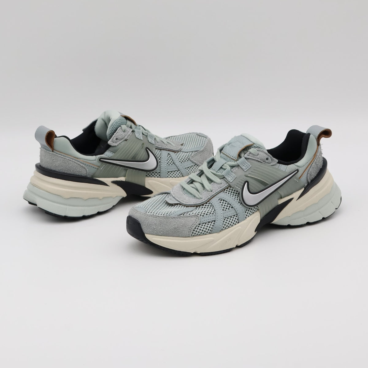 FN6703-003 Nike V2K Run Light Pumice Light Orewood Brown Black Chrome (Women's)