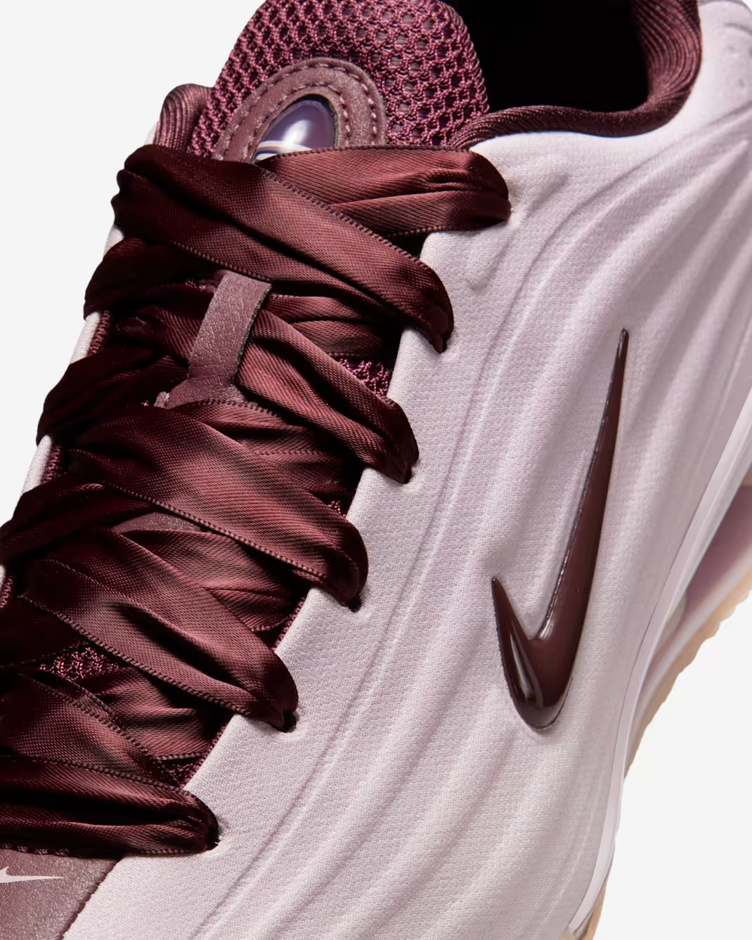 IQ3364-627 Nike Shox Z SE Particle Rose Burgundy Crush (Women's)