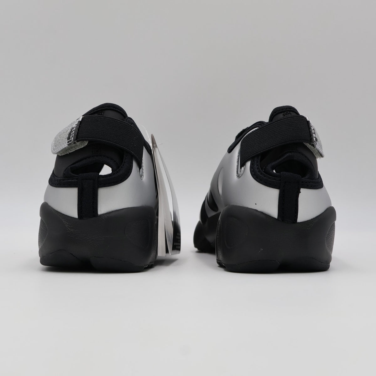IR1226-001 Nike Air Rift "Polka Dot/Black/Metallic Silver" (Women's)