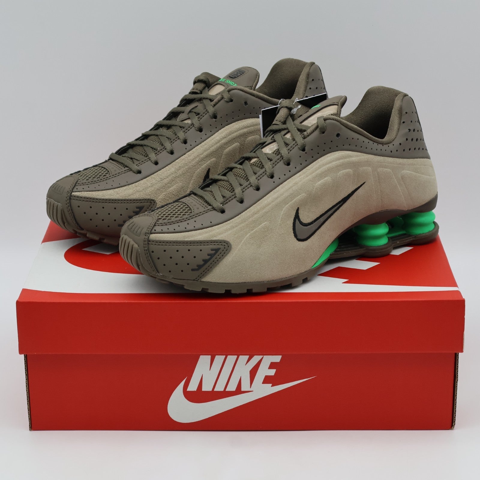 HQ7739-200 Nike  Shox R4 Olive Khaki (Women's)