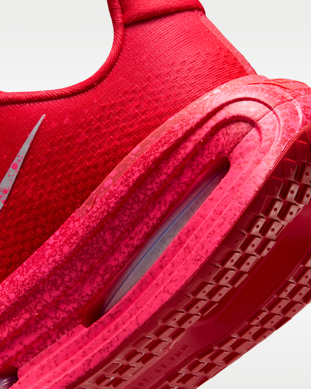 IU2827-600 Nike Vomero Premium Shoes (Women's)