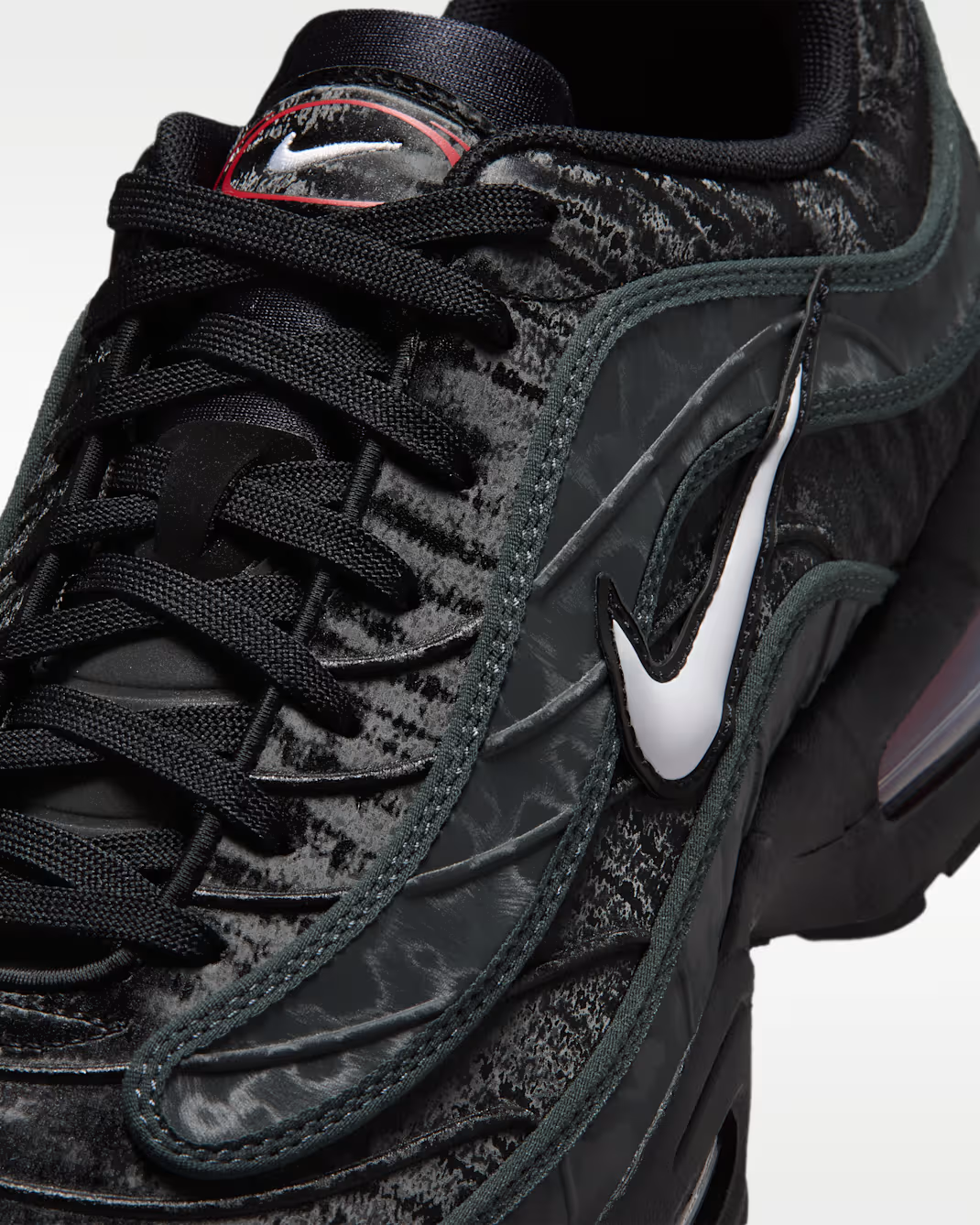 IO1753-001 Nike Air Max "Joga Bonito" Shoes (Men's)