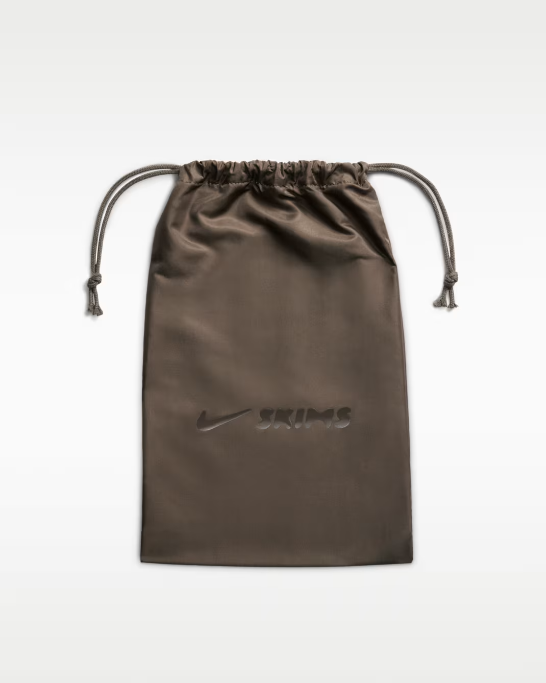 IO7694-201 SKIMS Ã Nike Rift Mesh "Archaeo Brown" (Women's)