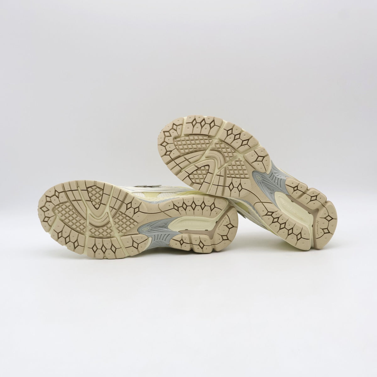 M1906NLY New Balance 1906R Lunar New Year Sea Salt (Men's)