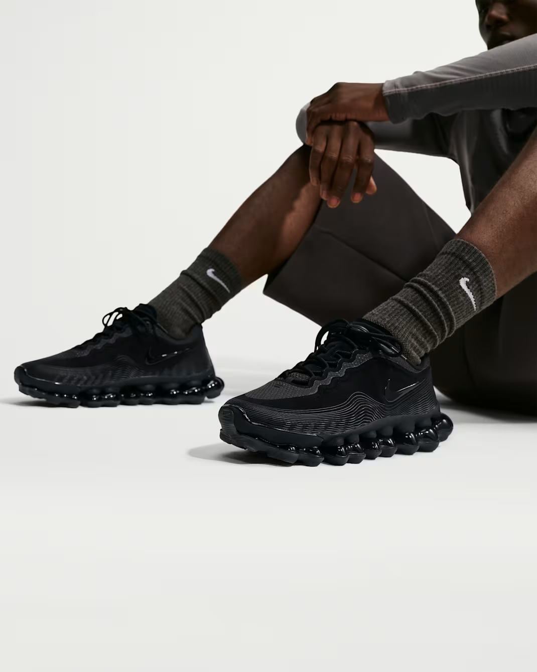 IQ7635-003 Nike Air Liquid Max "Black" (Men's)