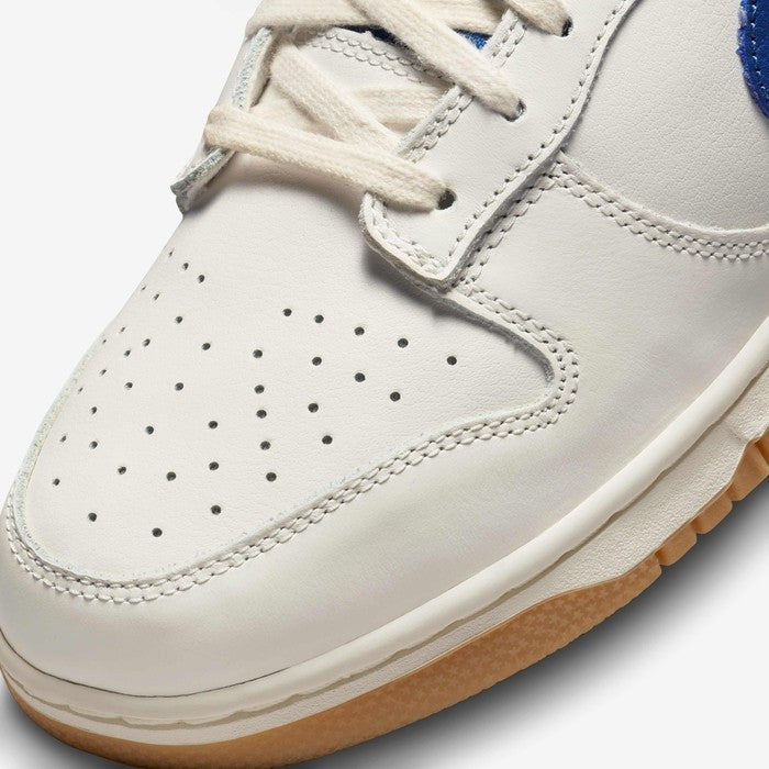 DX3198-133 Nike Dunk Low SE "Royal and Gum" (Men's)