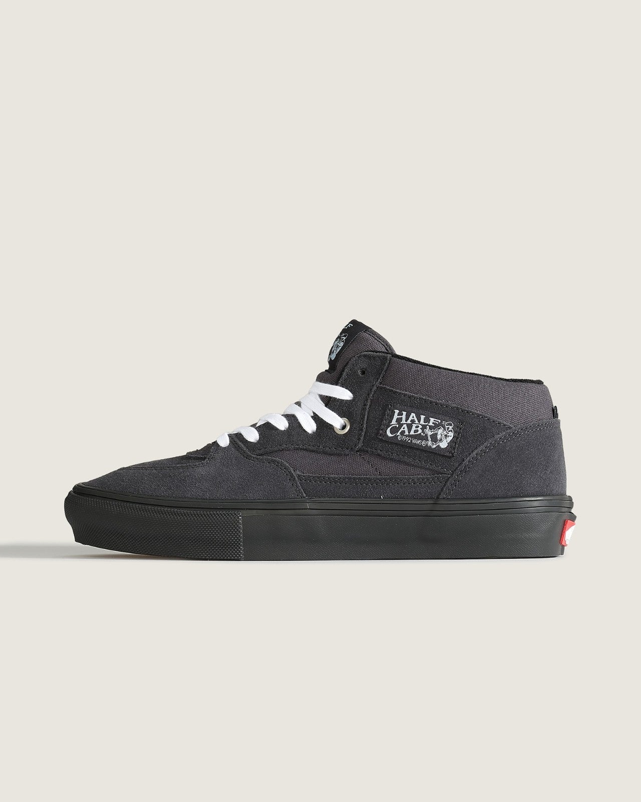 VN0A5FCDB2U Vans Skate Half Cab "Charcoal Grey/Black" (Men's)