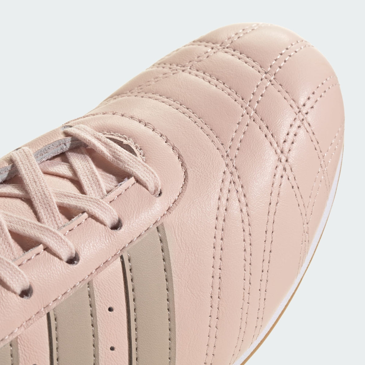 JS0304 adidas Originals Taekwondo Wonder Quartz Wonder Taupe Gum (Women's)