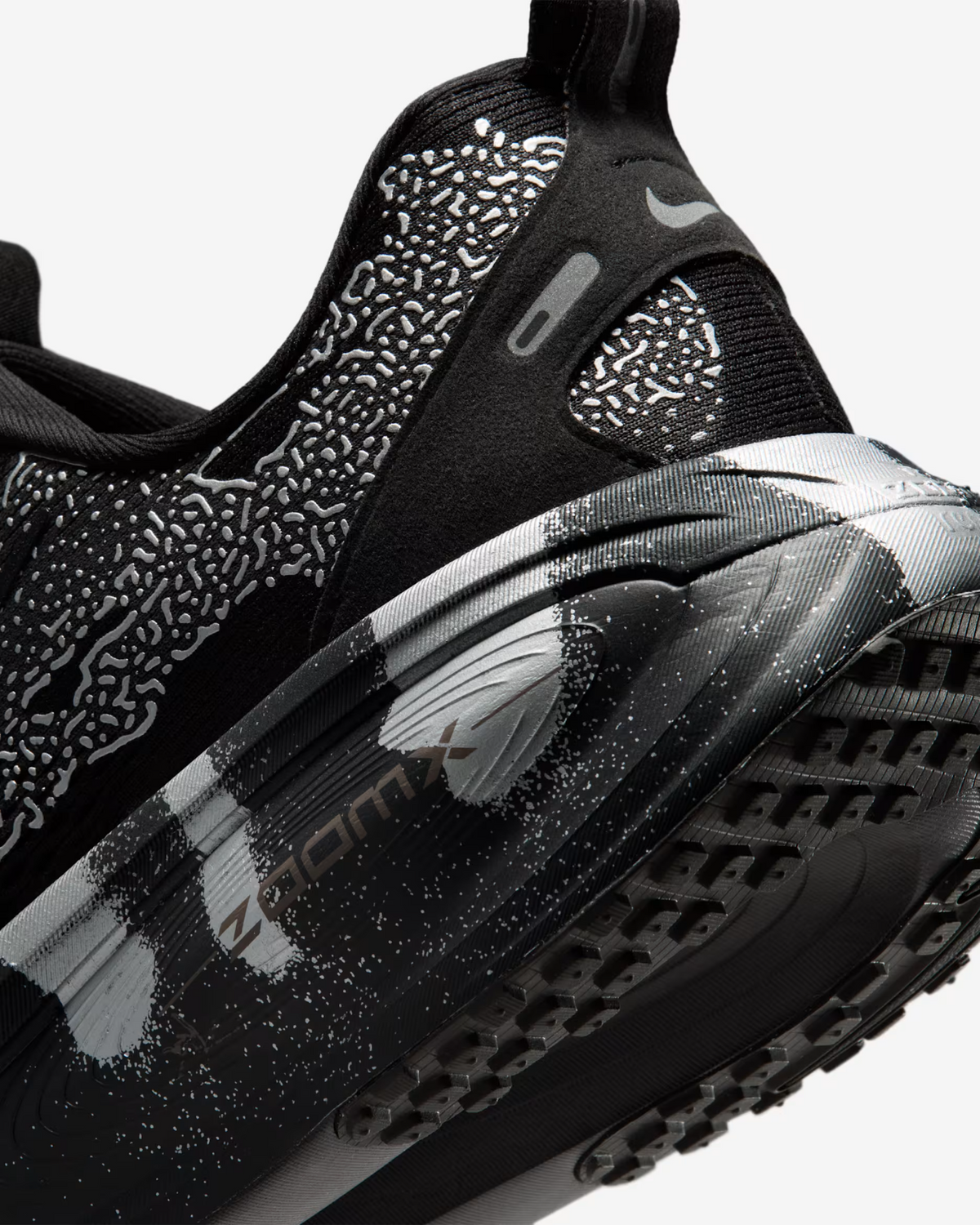 IQ3925-001 Nike Vomero 18 Disrupt Pack "Iron Grey" (Men's)
