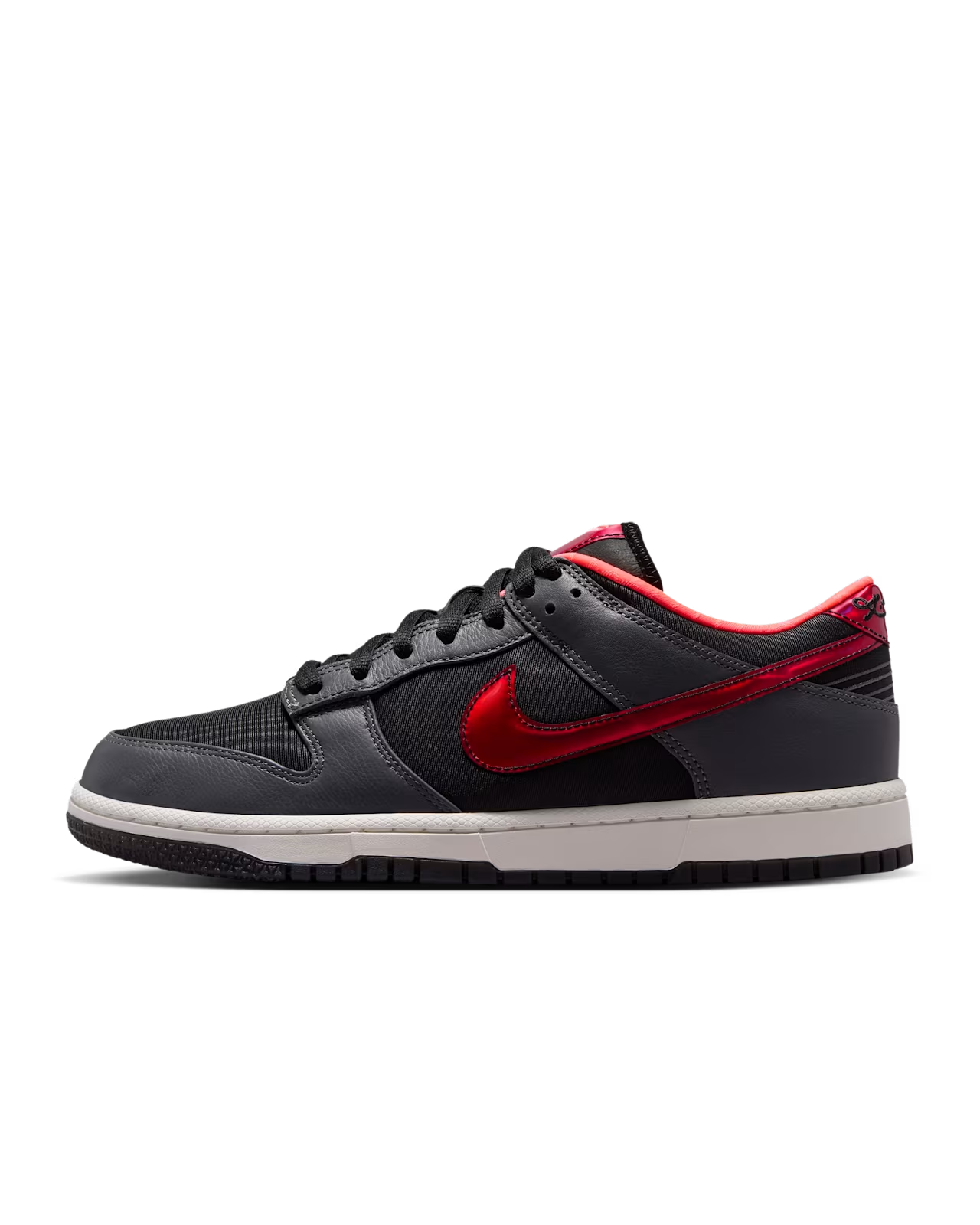 IQ3919-001 Kobe Bryant Ã Nike Dunk Low Protro "WNBA All-Star Weekend" (Men's)