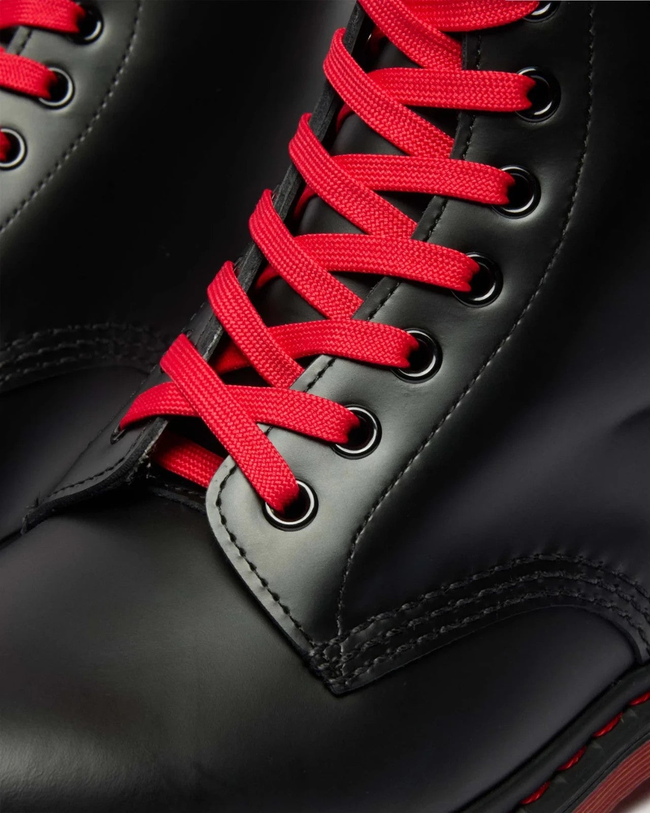 43421001 Dr.Martens 1460 Red Sole 2 8-Eye Boots Black (Japan Exclusive) (Men's)