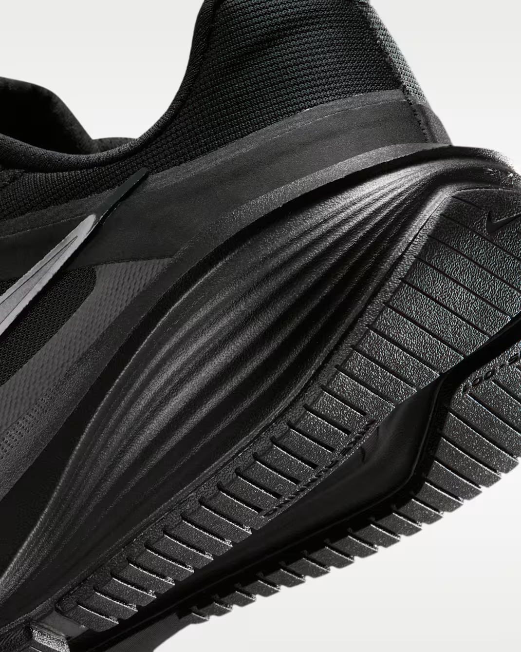 IB1899-001 Nike Downshifter 14 Black Anthracite (Women's)