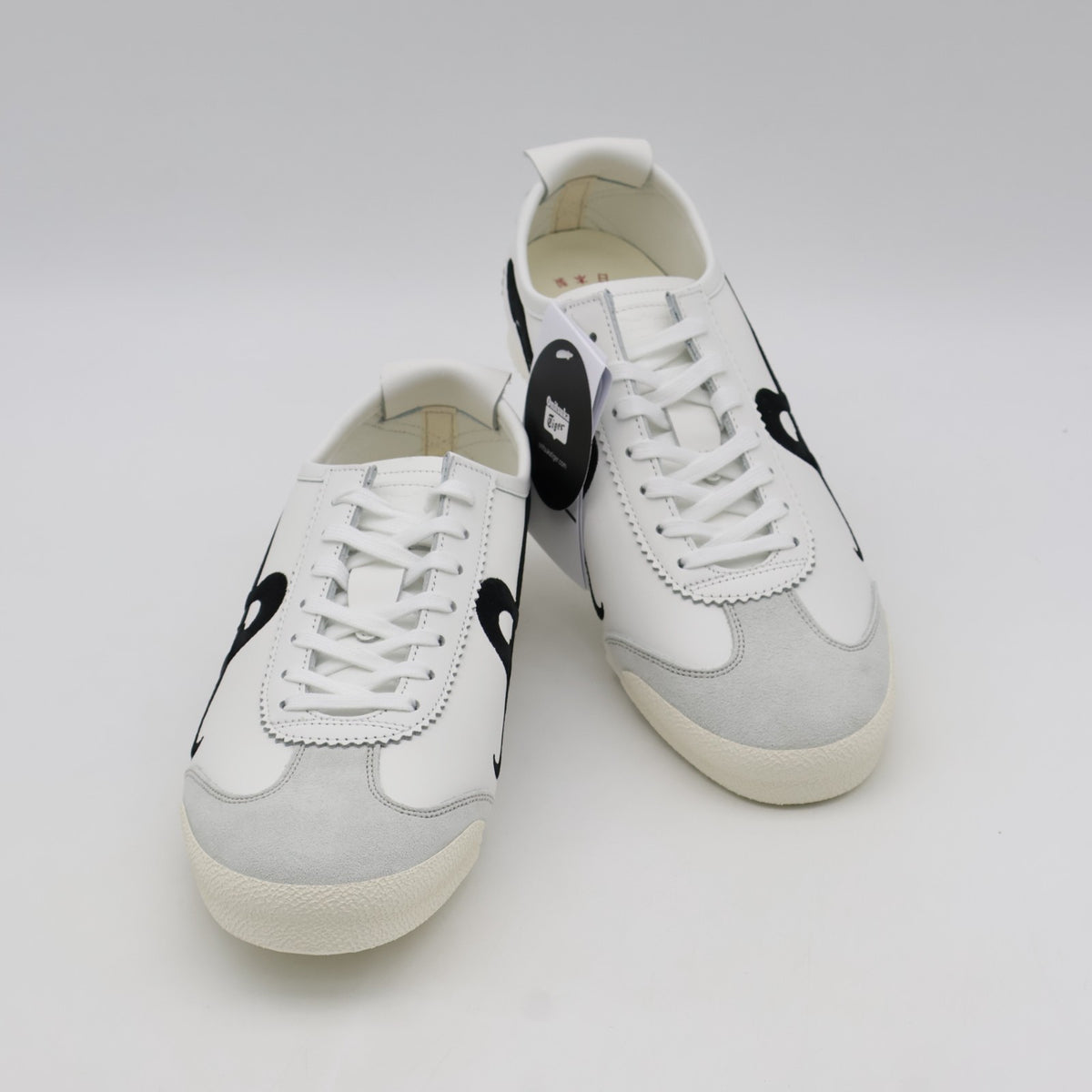 1181A628-100 Onitsuka Tiger NIPPON MADE Mexico 66 Deluxe White/Black (Men's)