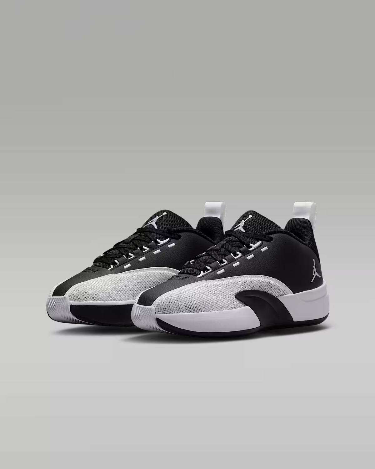 IQ6585-001 Nike GS Jordan All Game "Black/White"