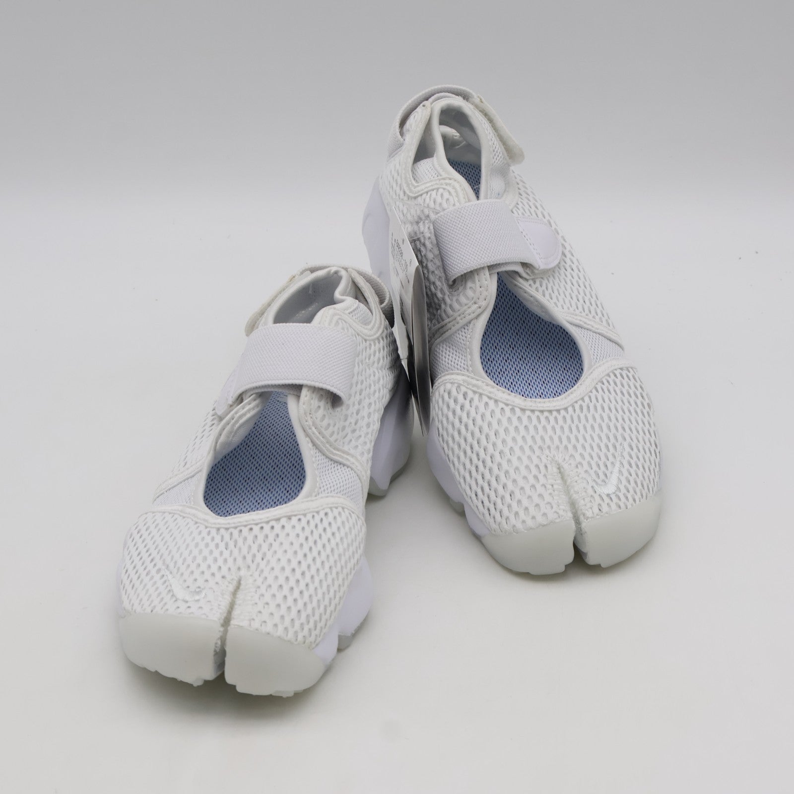 848386-100 Nike Air Rift Breathe "Pure Platinum" (Women's)
