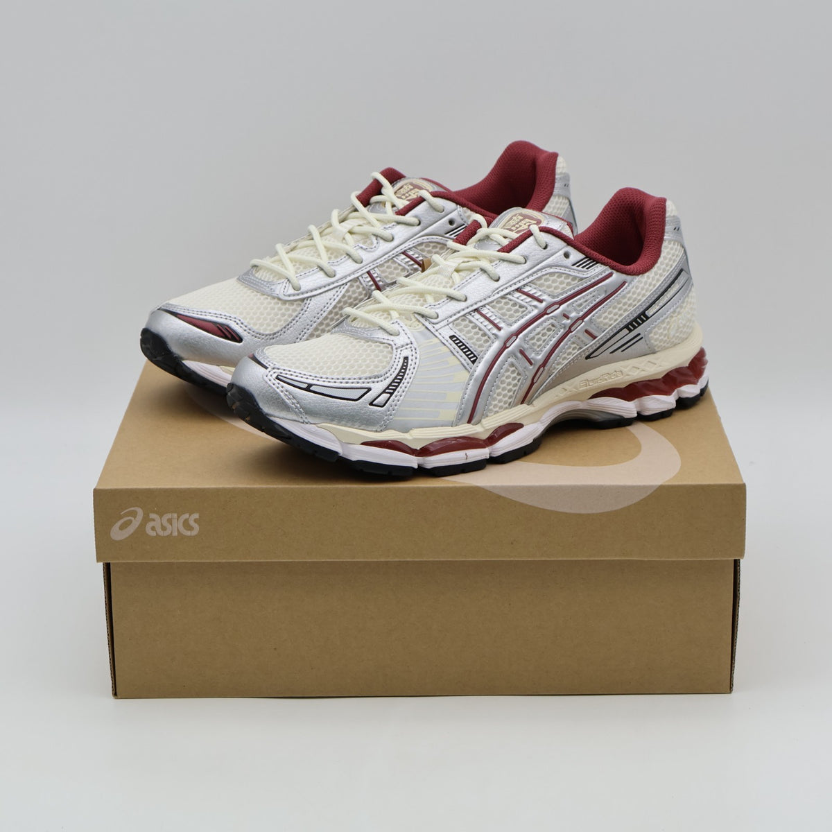 1203A759-102 Asics Gel-Kayano 12.1 Cream Pure Silver (Men's)