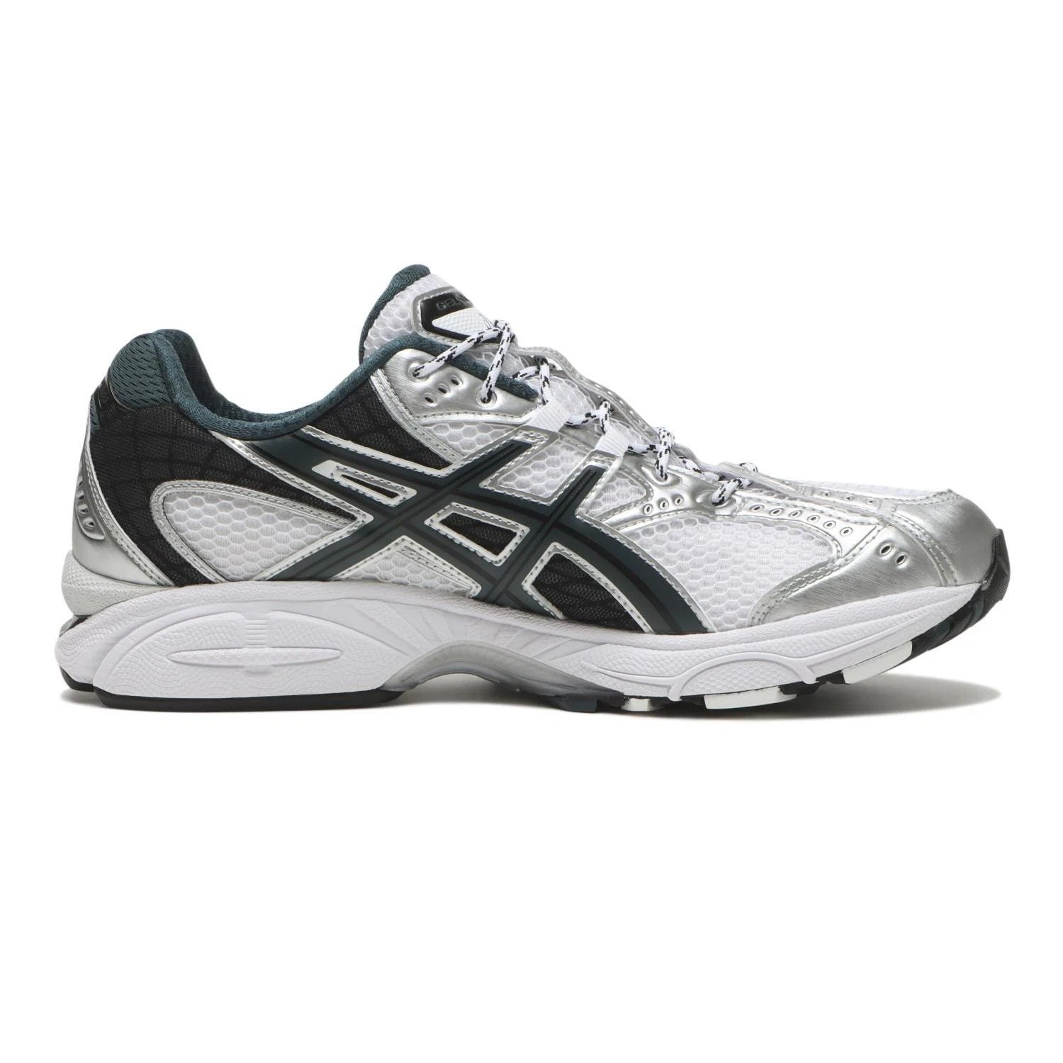 1203A543-103 Asics Gel-Nimbus 10.1 White Saxon Green (Men's)