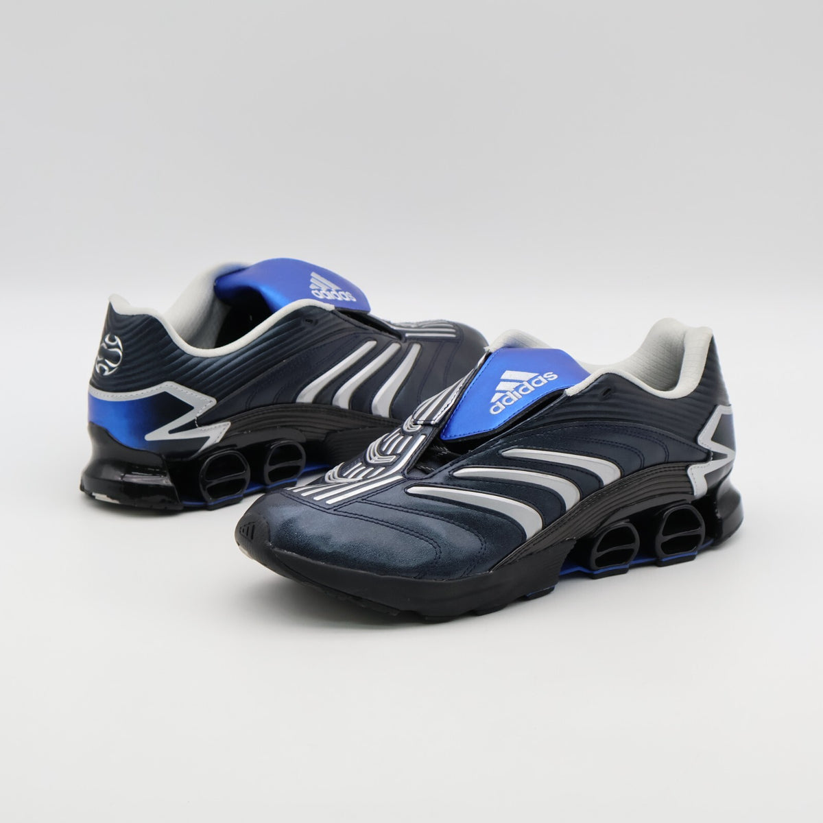 JQ2579 atmos Ã adidas Predator Megaride Silver Metallic Core Black (Men's)