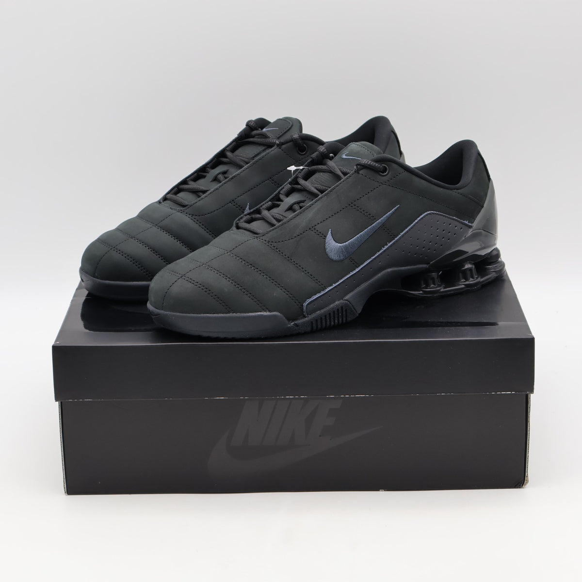 IO9934-001 Nike Total 90 Shox Magia Suede "Black" (Women's)