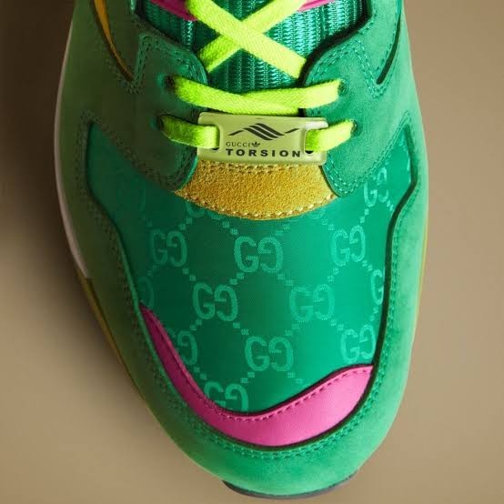 IE2270 GUCCI Ã adidas ZX8000 "Green" (Men's)