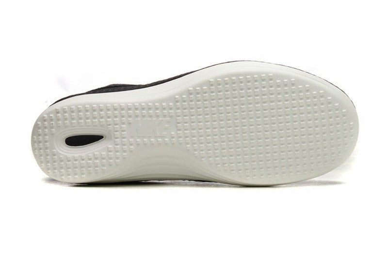 555301-060 Nike Solarsoft Moccasin Night Stadium Digital Pink (Men's)
