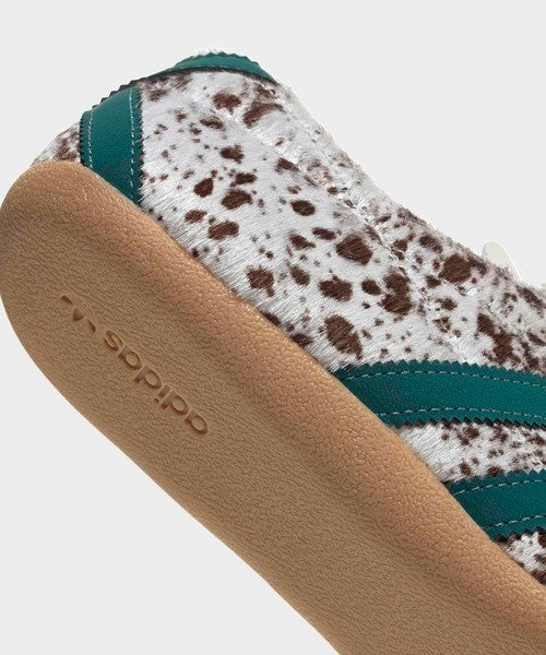 KJ7544 adidas Tokyo Off WhiteRich GreenDark Brown (Women's)